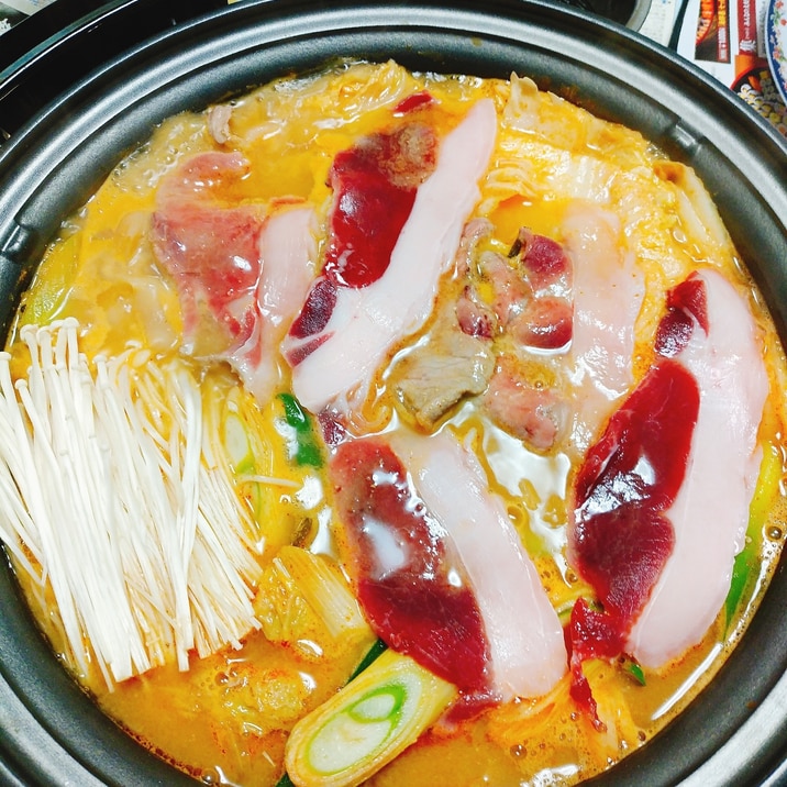 イノシシ鍋 牡丹鍋 ピリ辛とり野菜味噌 レシピ 作り方 By かつ楽々kitchen 楽天レシピ イノシシ鍋 牡丹鍋 ピリ辛とり野菜味噌 レシピ 作り方 By かつ楽々kitchen 楽天レシピ